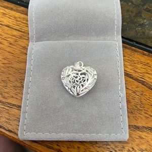 Sterling silver filigree heart pendant